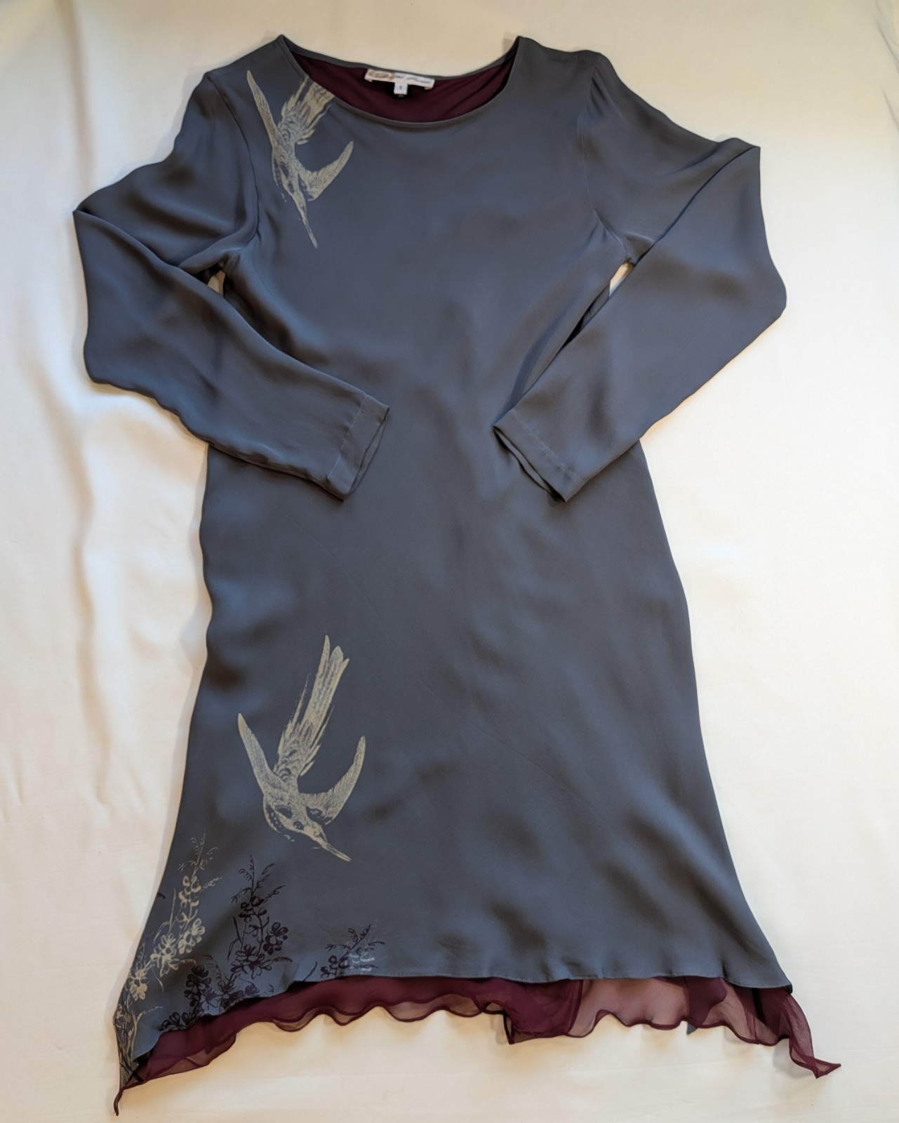 100% Silk Birds Swallows Artsy Dress Size 1 (M/L) Gray Long Sleeve Shift VTG