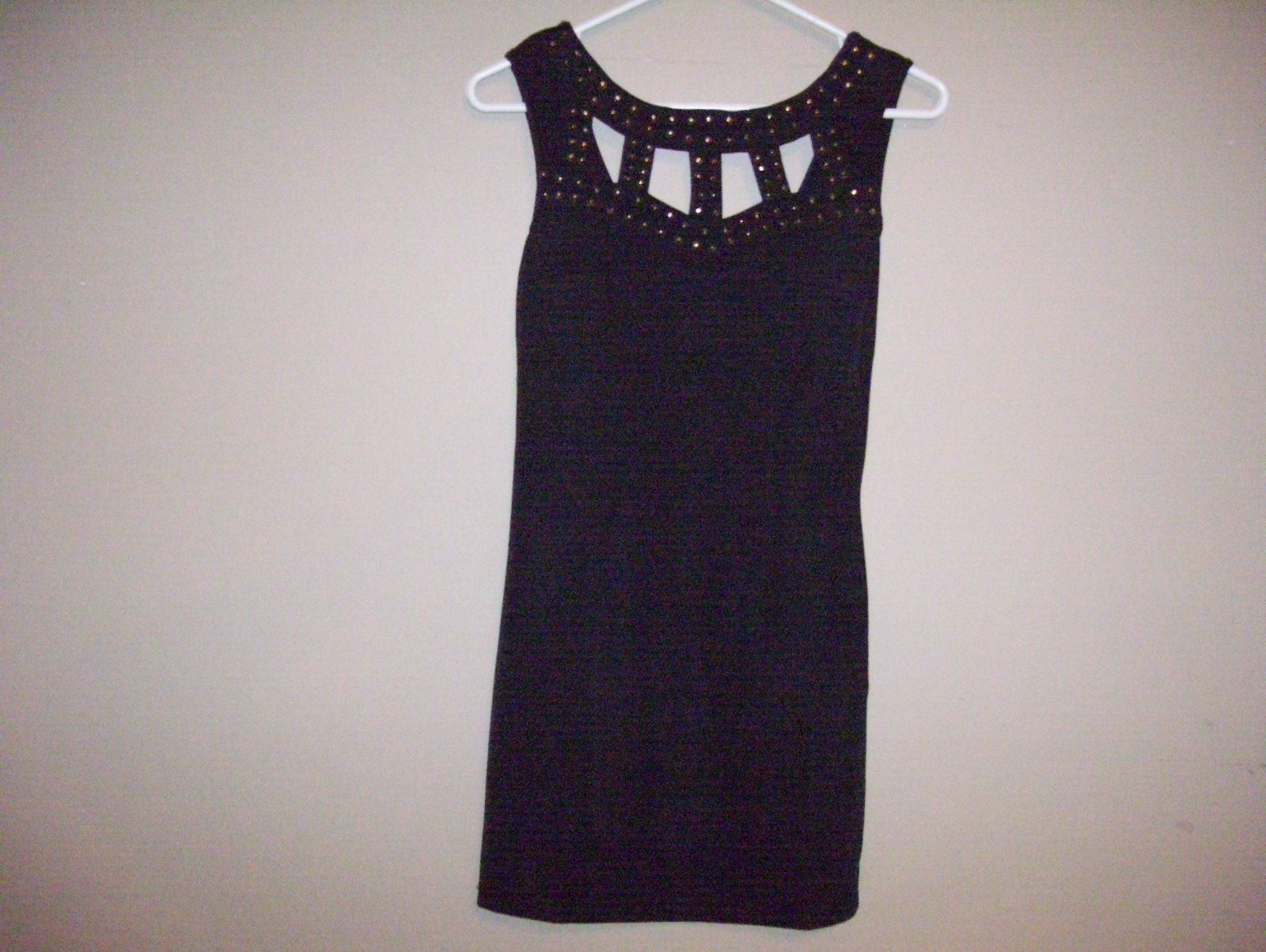 New Love Chelsey Womens Size S Black Wiggle Mini Dress Sleeveless Cut-Out Front