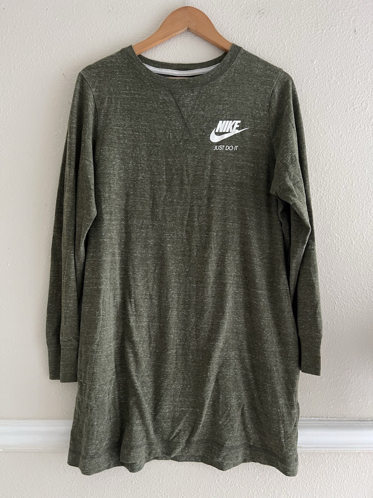 Nike Just Do It Sportswear Dress Size Large Olive Green Sporty Athleisure Casual