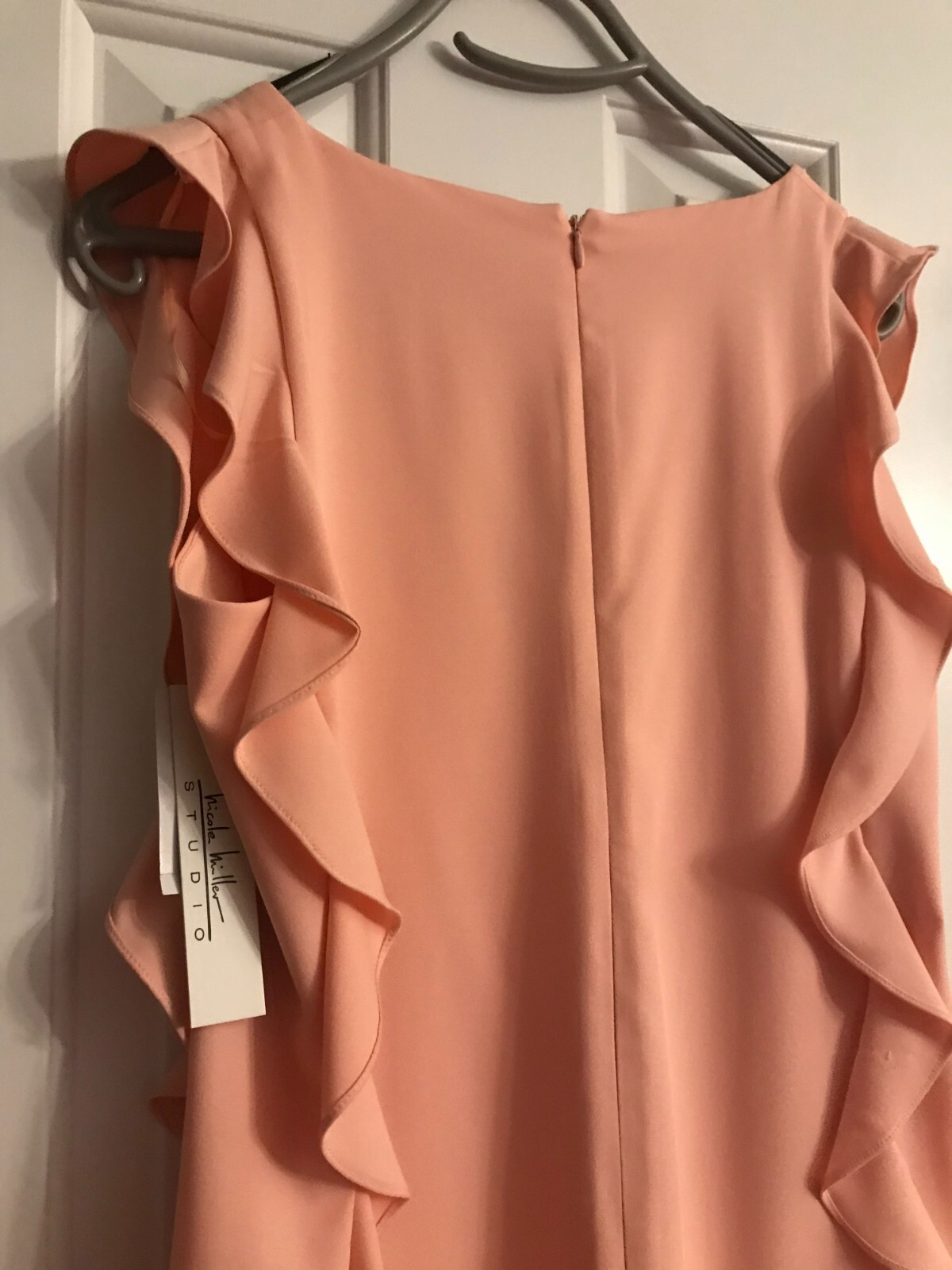 NWT Nicole Miller Womens V-Neck Front Ruffle Sides Peach Dress, 6! MSRP$78.00