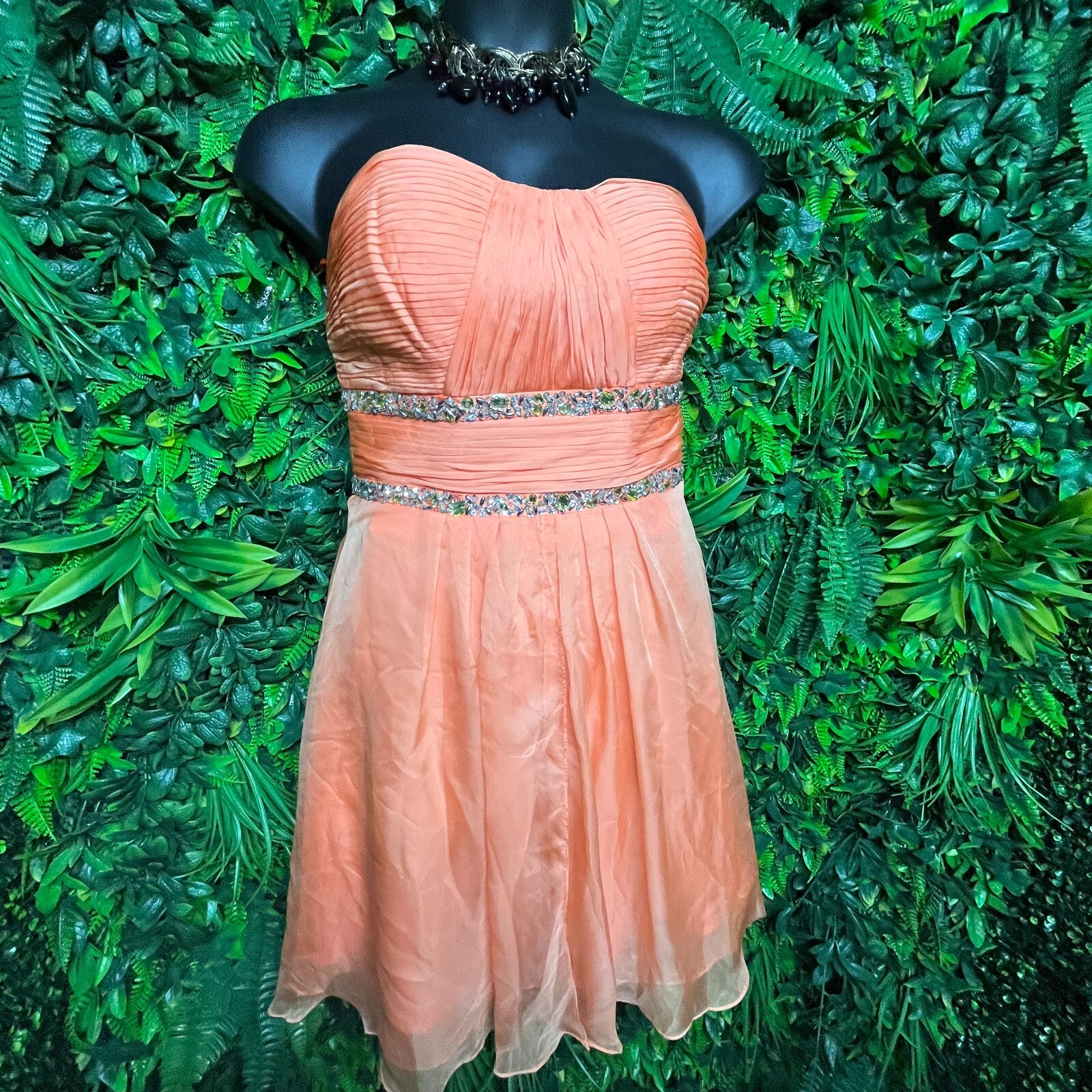 MAY QUEEN Dress 10 Peach Orange Short Formal Beaded Pleated Strapless 1067