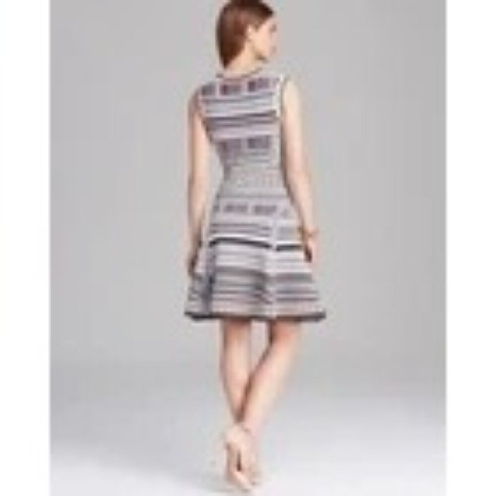 Diane Von Furstenberg Geometric Print Knit Dress Size M