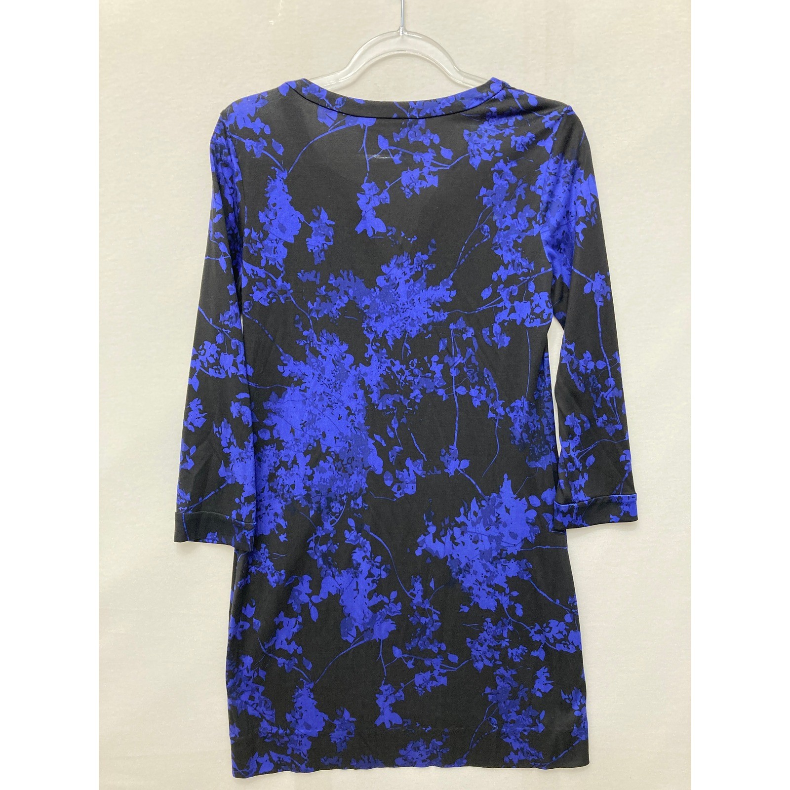 Diane von Furstenberg Silk Jersey Raye Dress size 6 Blue Black Floral Preppy