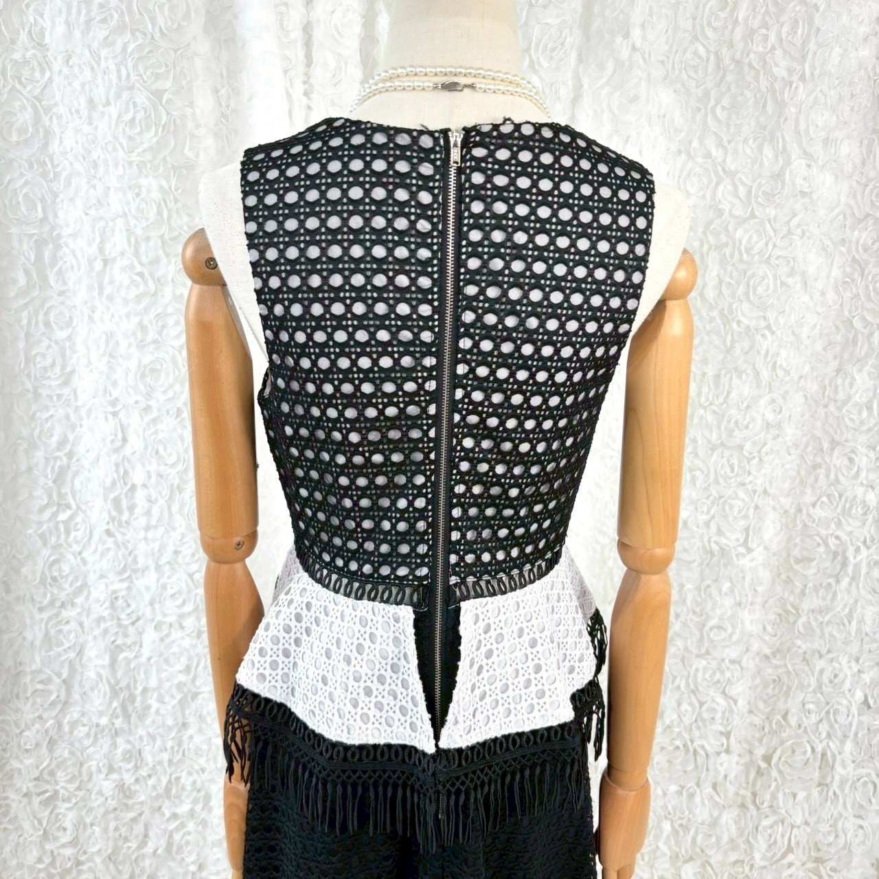 White Closet Black White Lace Fringe Maxi Dress Boho Resort Sleeveless Back Zip