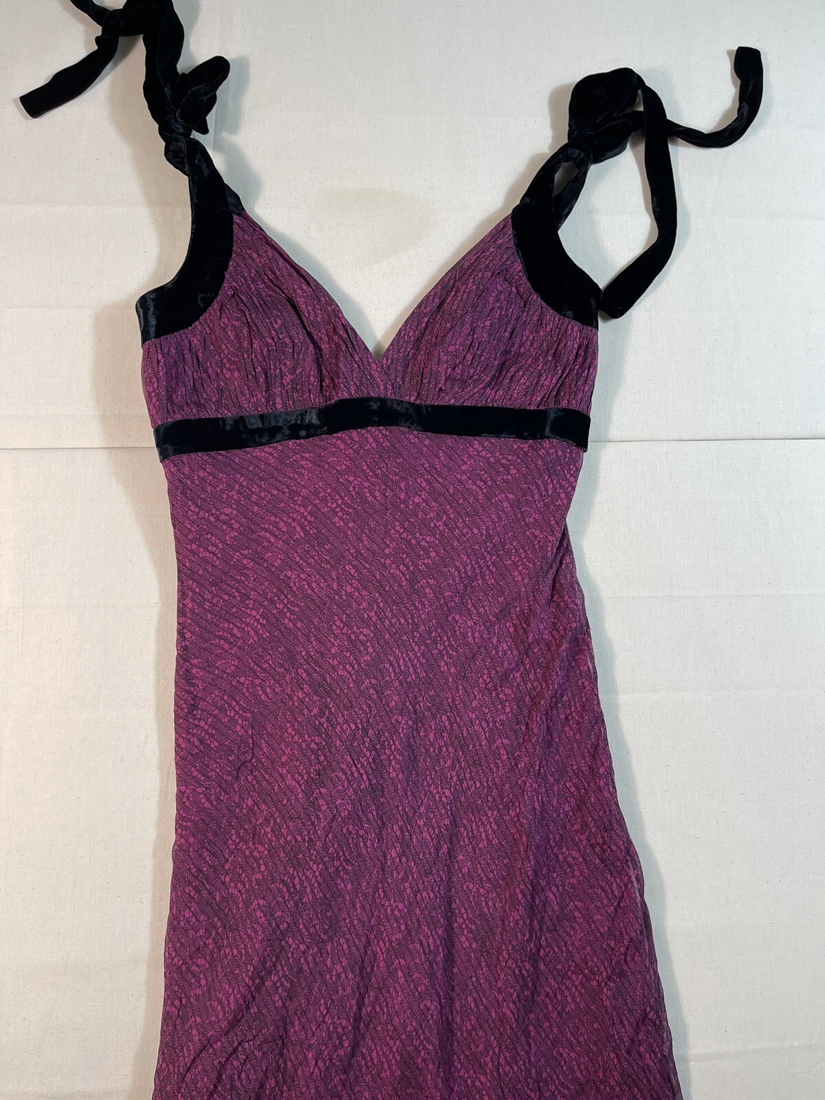 Carmen Marc Valvo Fine Feathers Magenta Strap Sundress Dress Size 4