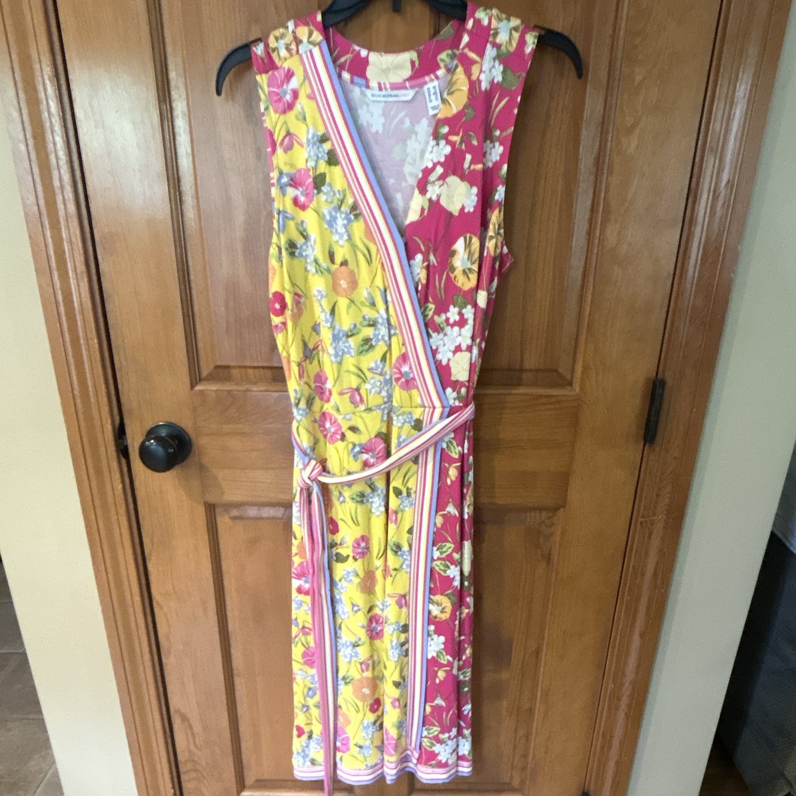 Isaac Mizrahi Live Women’s MP Yellow/Pink Floral Faux Wrap V-Neck Sleeveless Mid