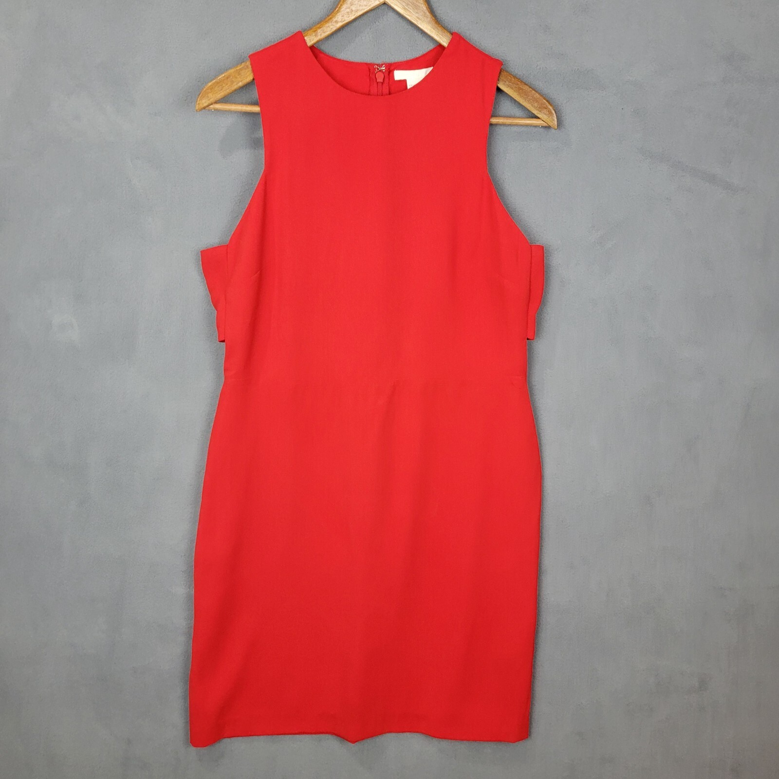 H&M Sheath Dress Women’s 12 Red Classic Round Neck Back Zip Sleeveless Outdoor
