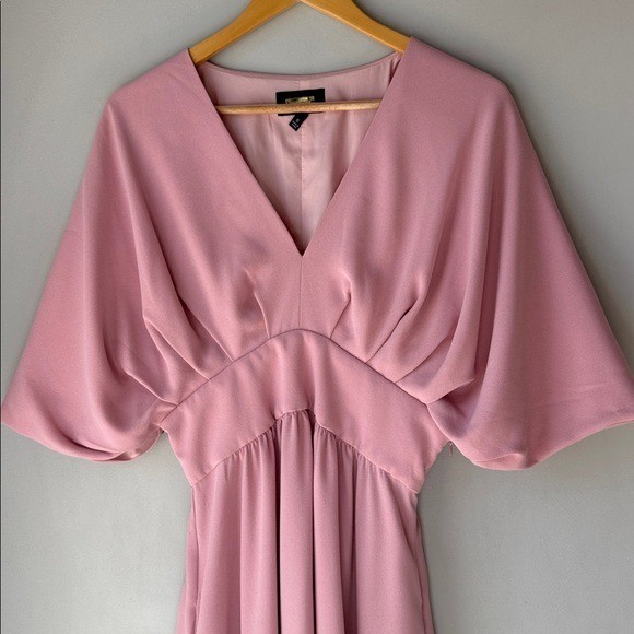 ALEXIA ADMOR Size 8 August Draped Soft Girl Feminine Midi Dress