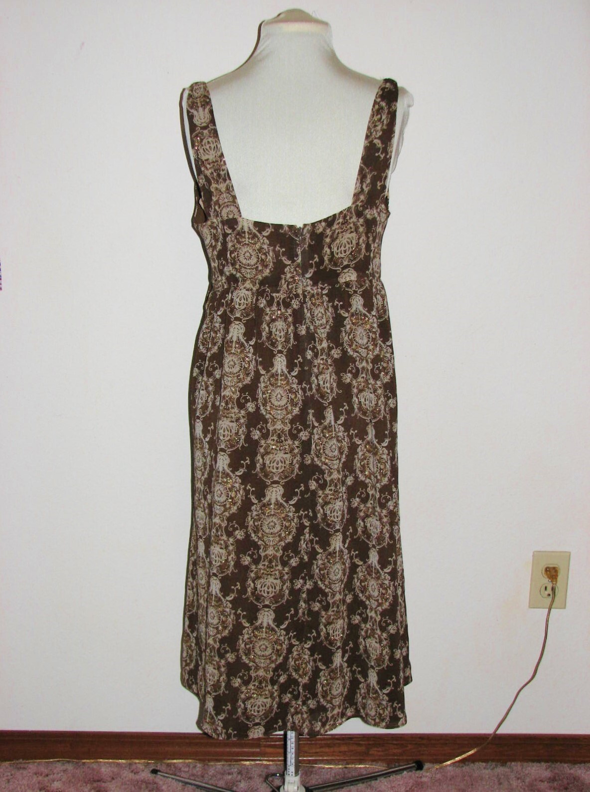 Tapemeasure Brown w gold Sequins V-Neck Sleeveless Chiffon Overlay Dress (12)