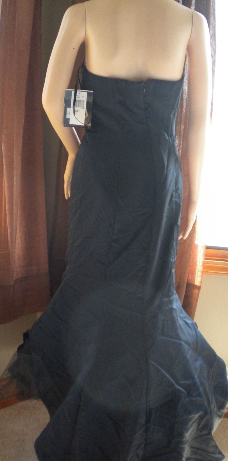 RAMPAGE NWT Vintage long gown with taffeta was $144 Size 3