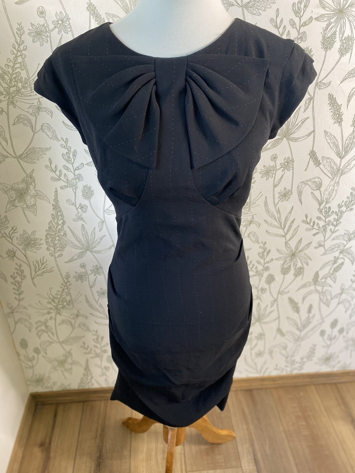 Nicole Miller Midi Black Dress Size 6 Ruffle