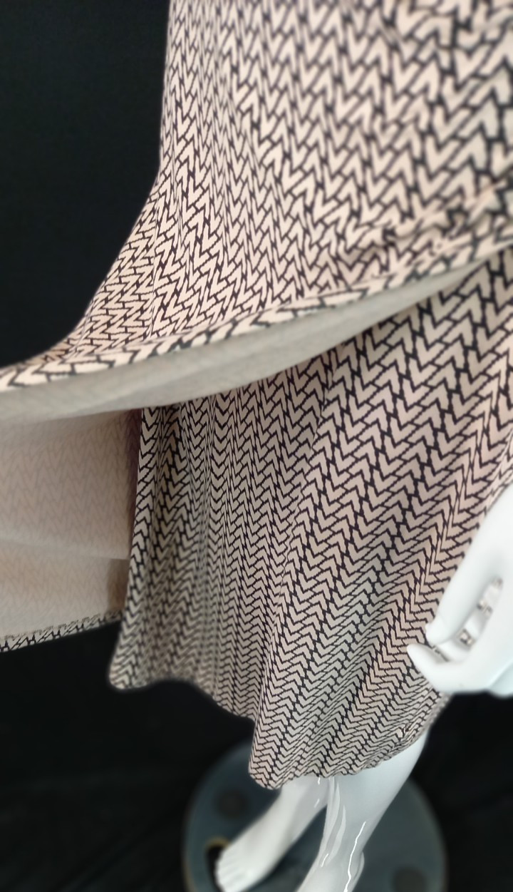 Pure Collection Black Beige Patterned Work Office Day Dress UK 14 EU 40 Viscose