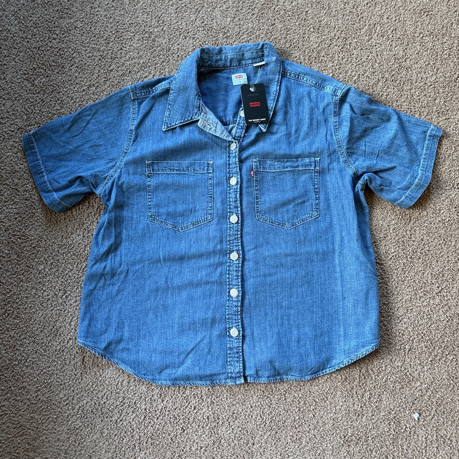 NWT Levi’s Women’s Dark Wash Blue Cotton Raw Denim, Resort Button Up Shirt