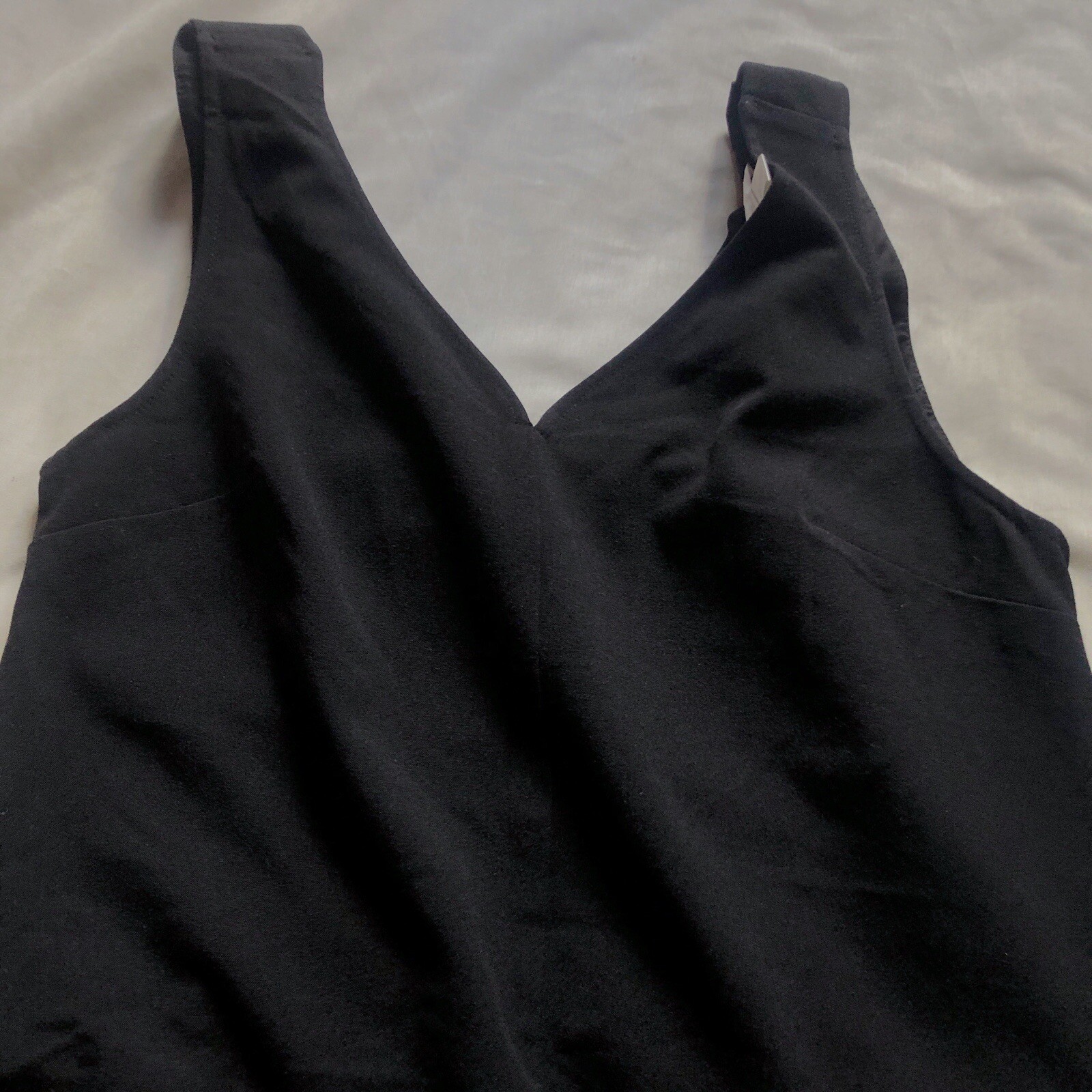 See U Soon Black Pleated Strap Back Cutout Sleeveless Shift Dress Size Small