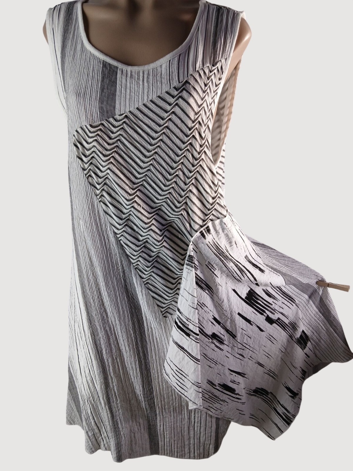 Radzoli Sleeveless Black White Patchwork Panel Tiered Dress XL Asymmetrical