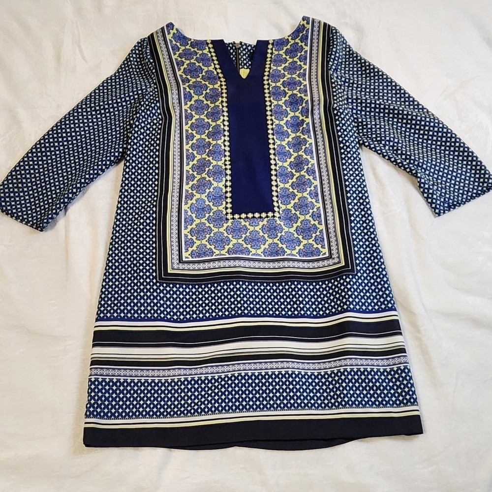 The Limited Multi-print border 3/4 sleeve mini shift dres Size Small, EUC