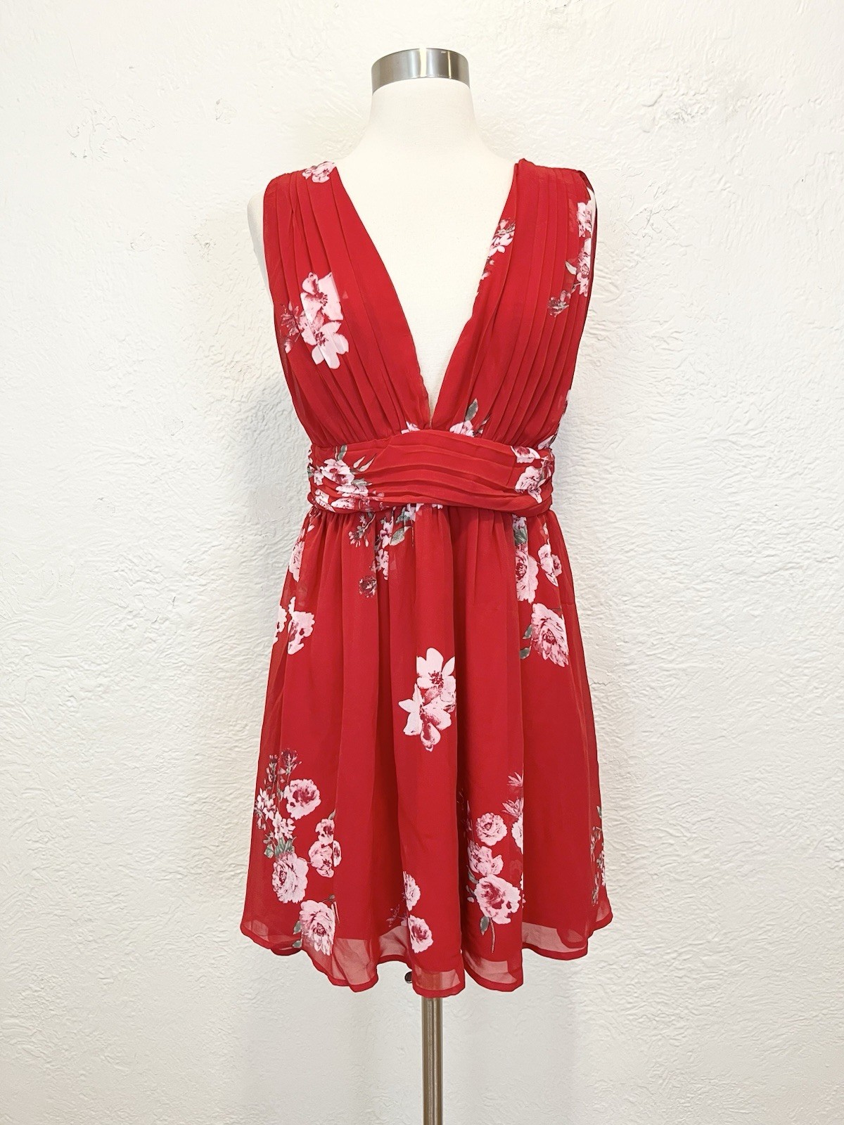Lulus Dress Red Floral Plunge V-Neck Medium M