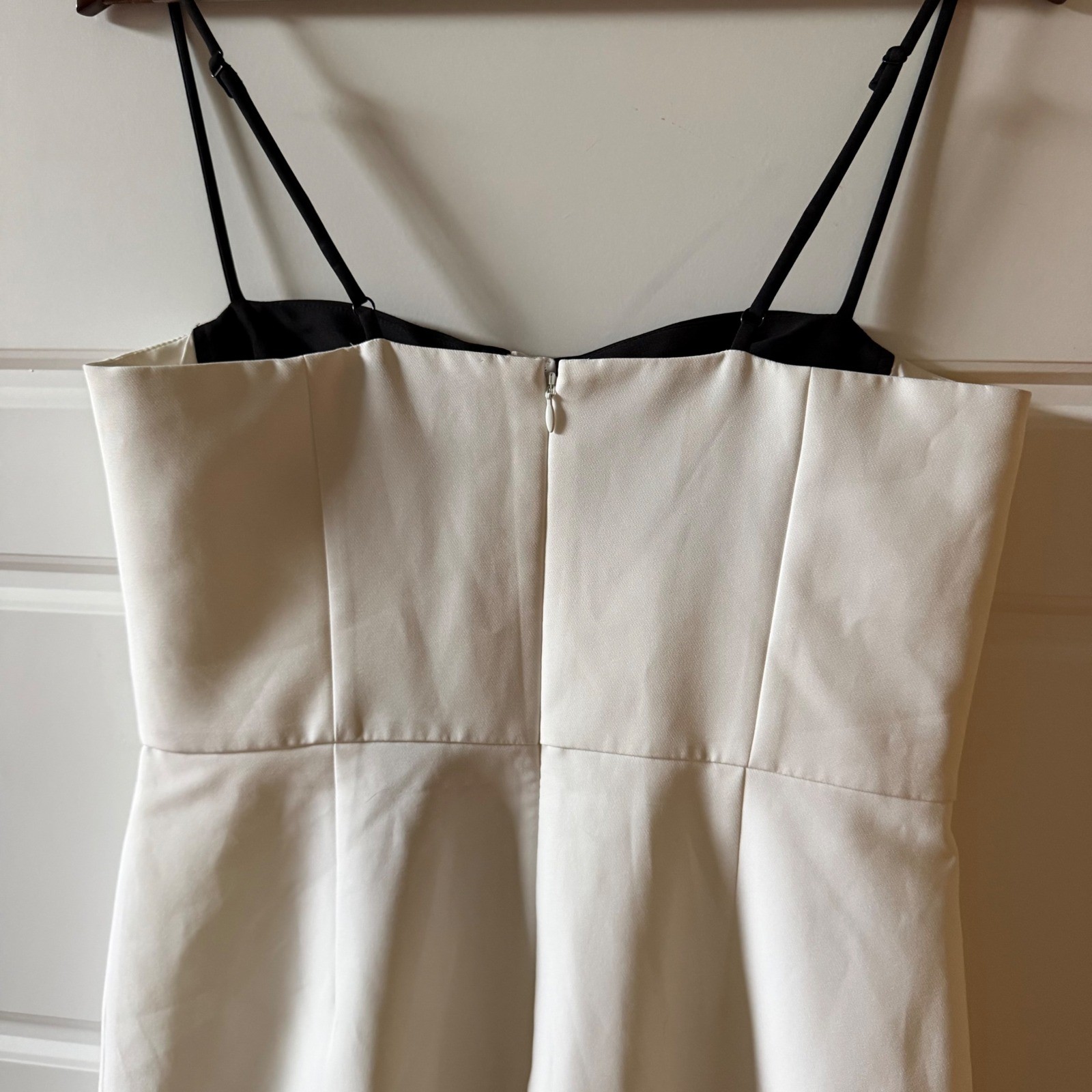 Gianni Bini White Black Bustier Mini Dress Size 8 Minimalist Chic Bodycon