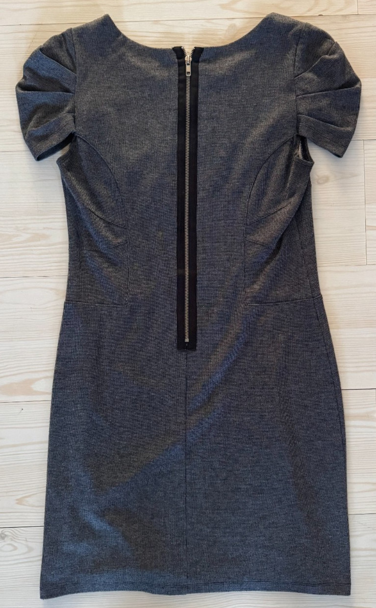 Intermission Dress Size 10 Cap Sleeve Zipper Round Neck, Used, Good Condition