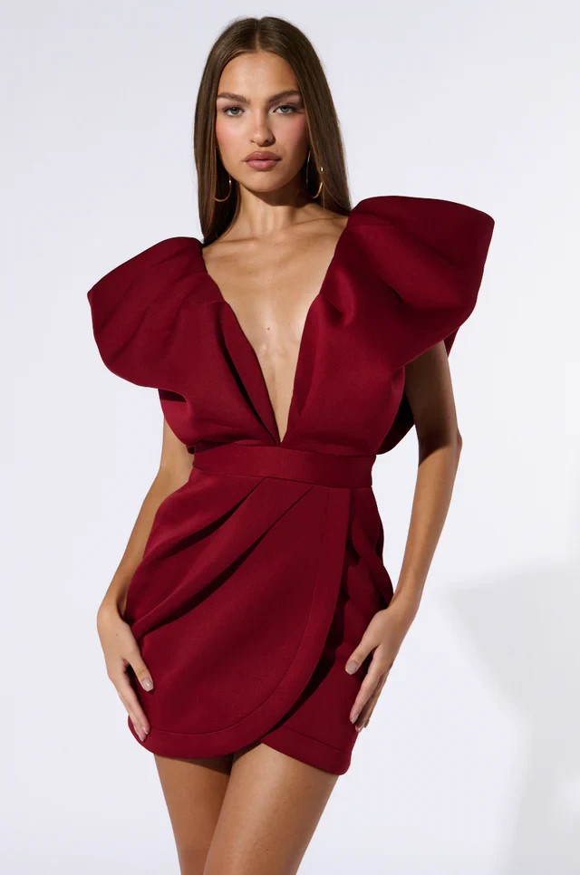 NWT AKIRA Red Ruffle Sleeve Plunge Tulip Mini Dress Women’s Medium Party