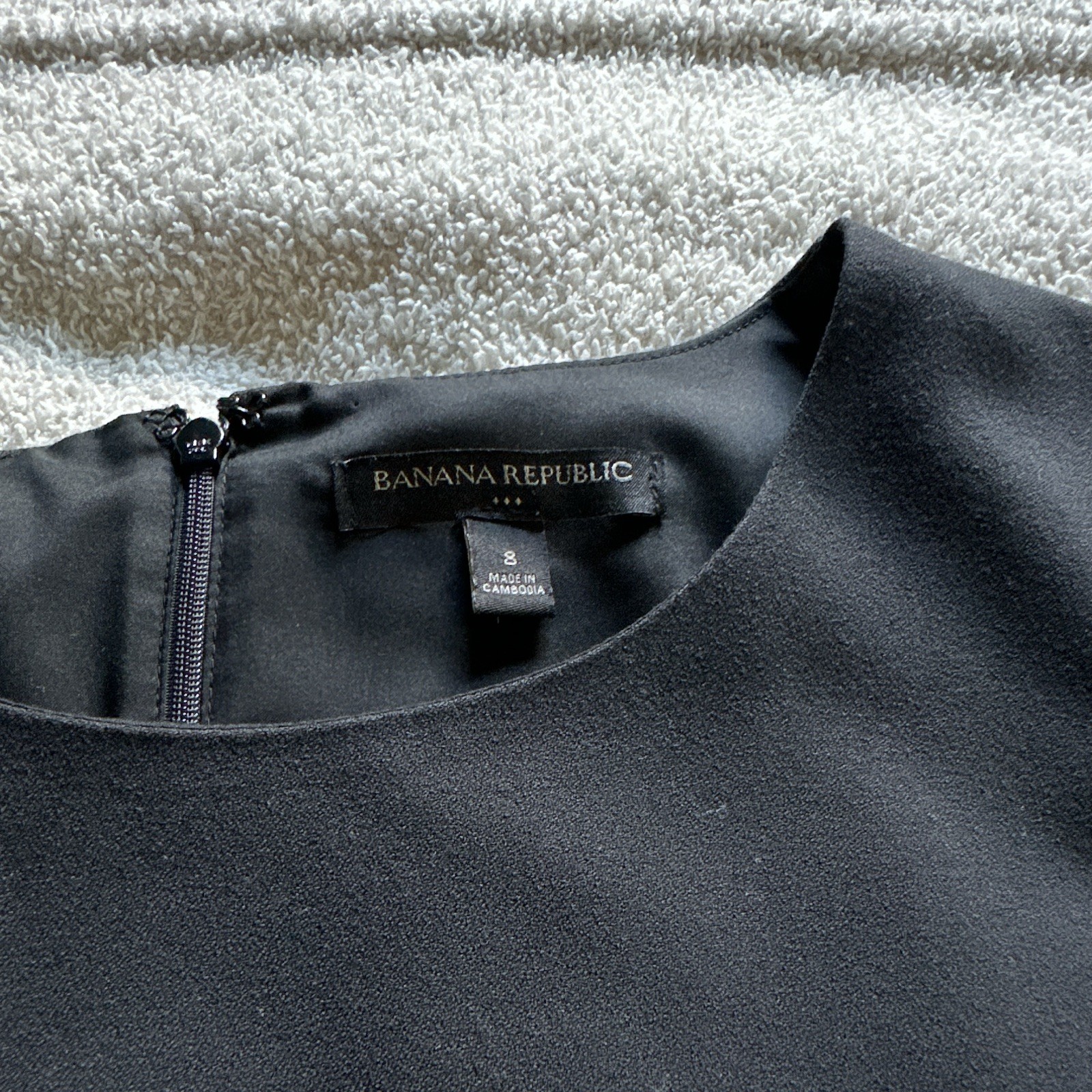 Banana Republic Black Solid Shift Dress 3/4 Sleeve Round Neck Knee Length Size 8