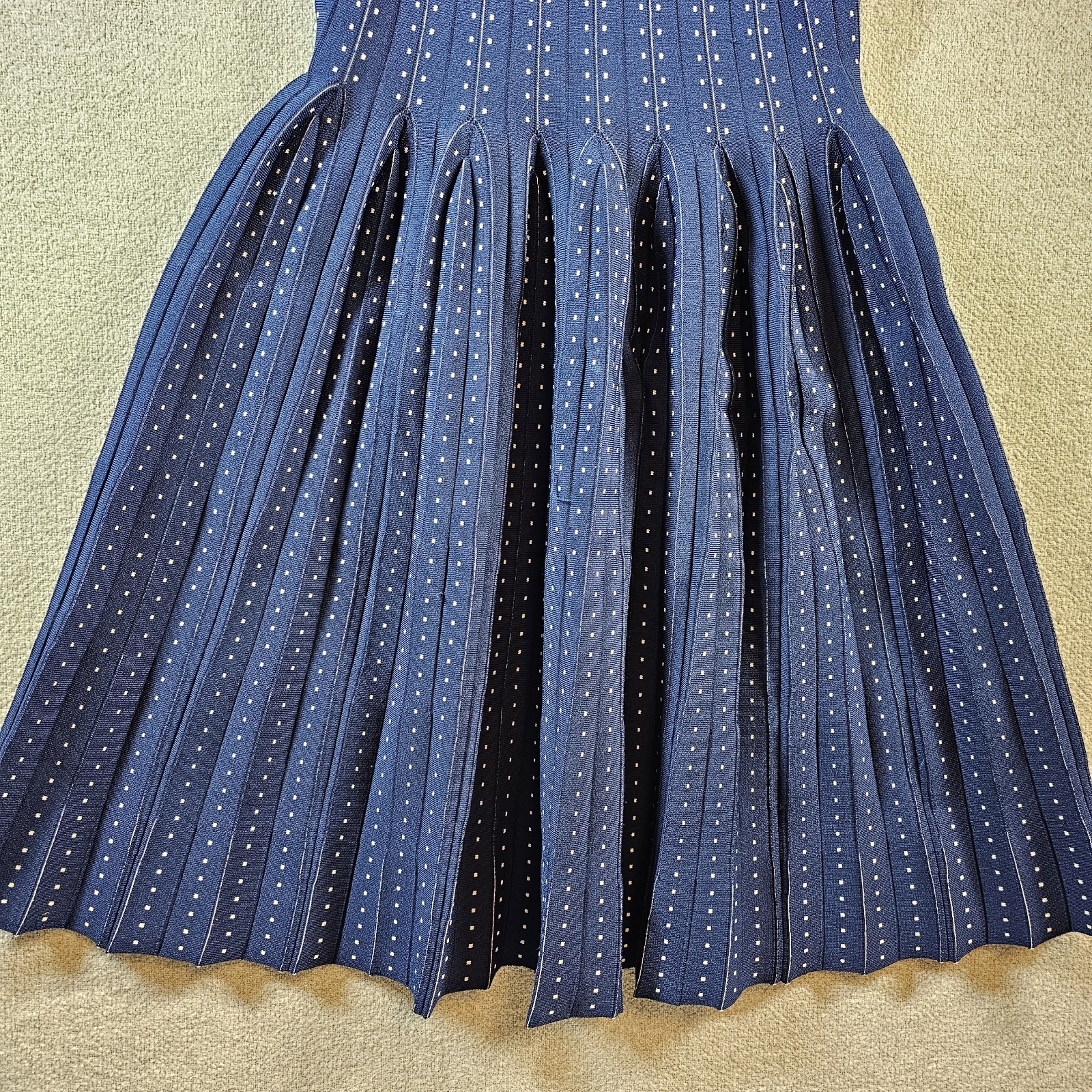 Milly Sleeveless Flare Dress Cocktail Wedding Date Feminine Dot Pleated Blue S