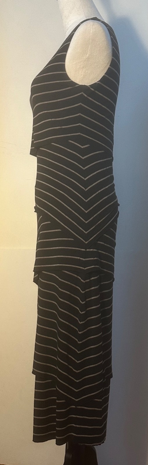Comfy Bailey 44 Black & Tan Striped Bodycon Cocktail Dress – Rayon – USA – S/4-6
