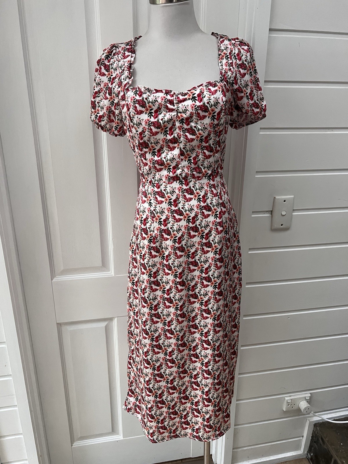 NWT KOOKAI Ponderosa Short Sleeve Satin Midi Dress – Size 38/AU 10