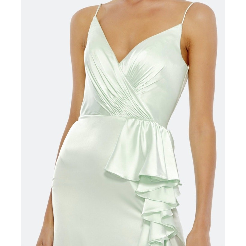 Mac Duggal Size 8 Light Green Satin Ruffled Prom Maxi Gown Dress 67815 NEW