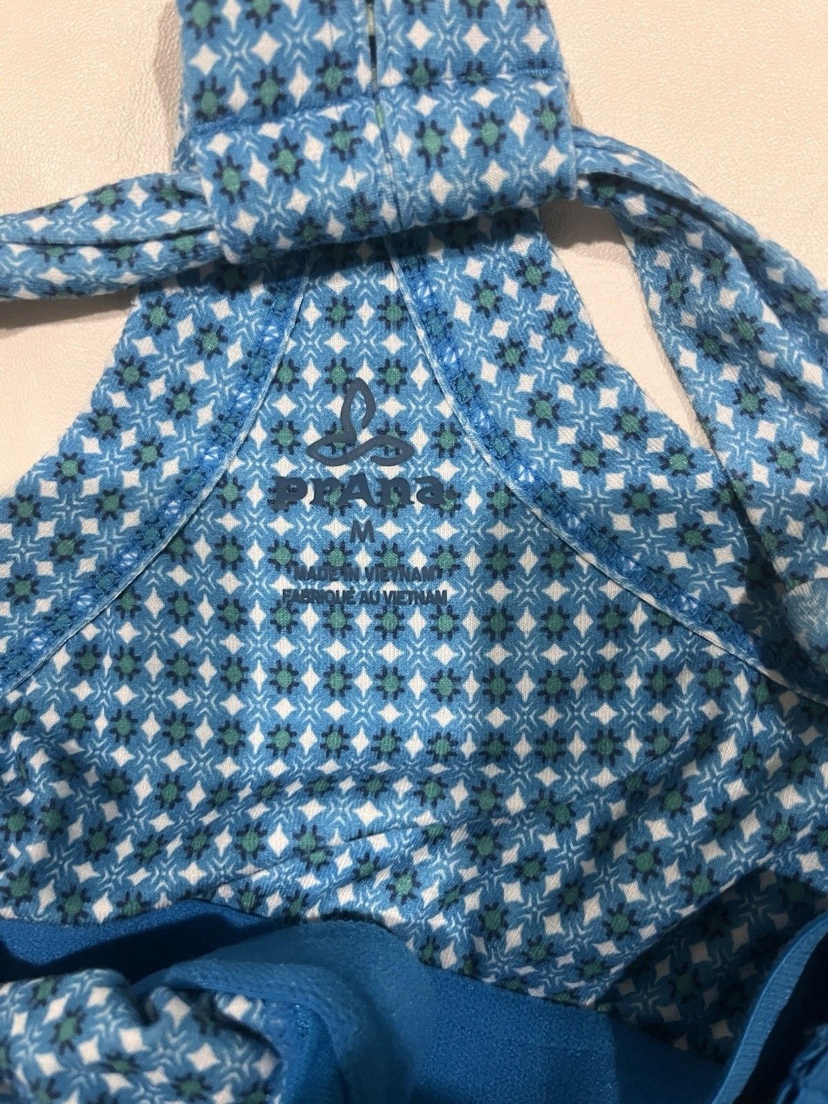 PrAna Cali Aztec Pattern Green Blue Racerback Athletic Tank Dress Sz M Shelf Bra