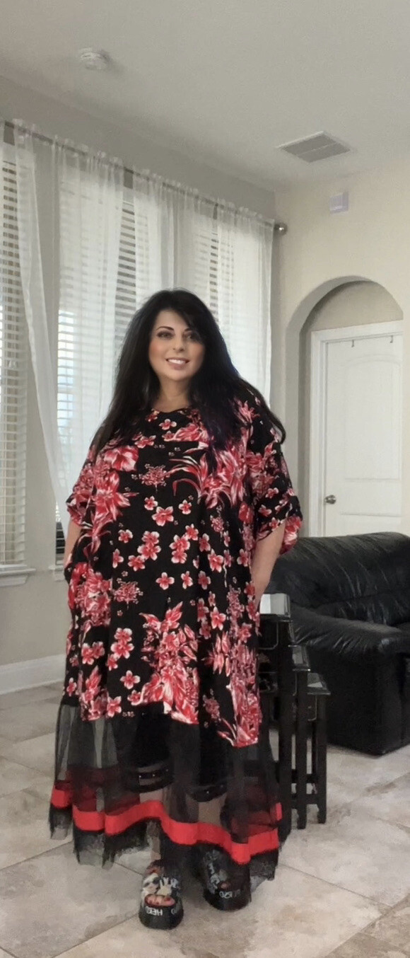 SALE!!!! Darkwin Oversized Floral Mesh Hem Dress Sz 26-28/2 Made in Turkey