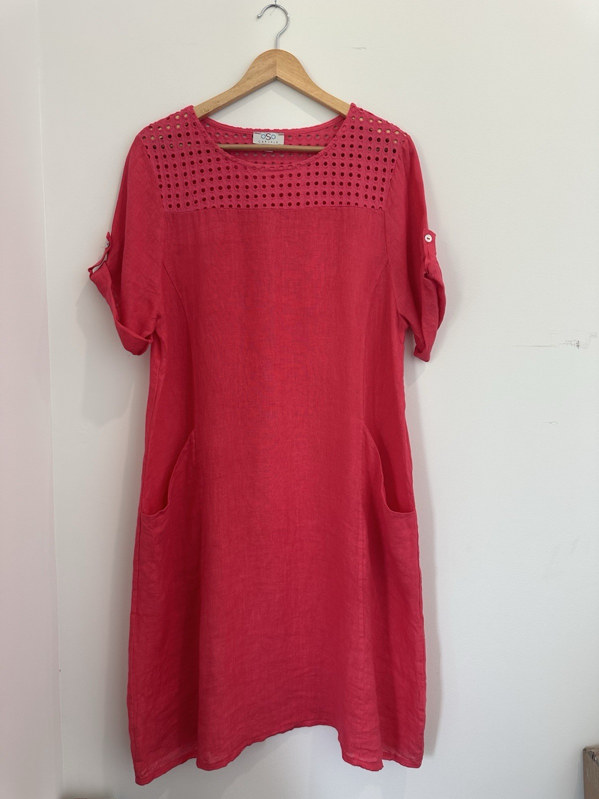 OSO Casuals Womens Small Pink Eyelett Midi Dress