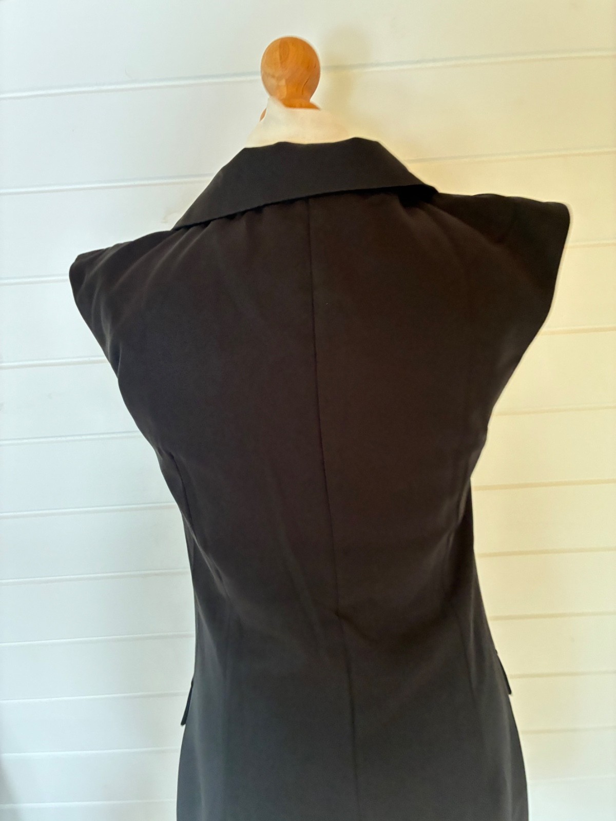 BLACK SLEEVELESS COAT DRESS DOUBLE BREASTED MINI EGO SIZE 10 PARTY COCKTAILS