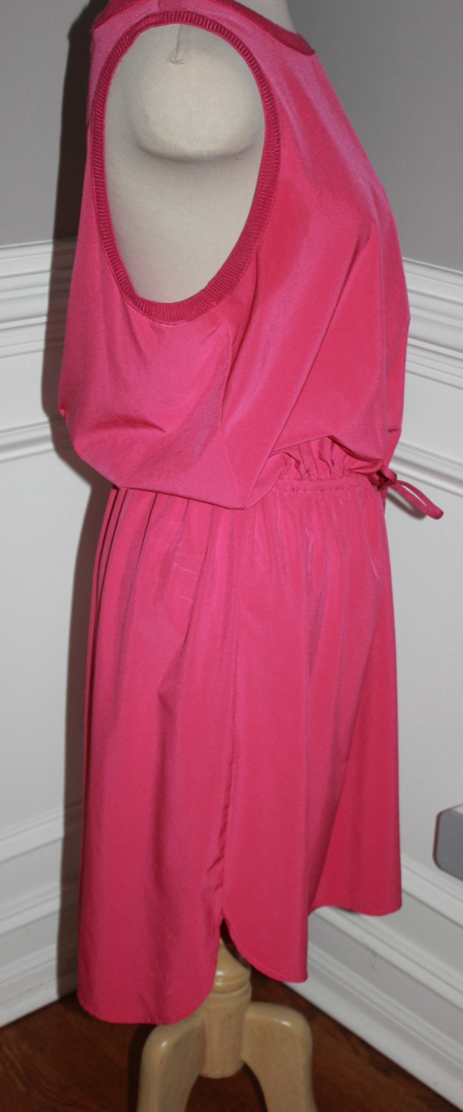ATHLETA Rincon Stretch Athleisure Casual Travel Mini Dress pink drawstring L