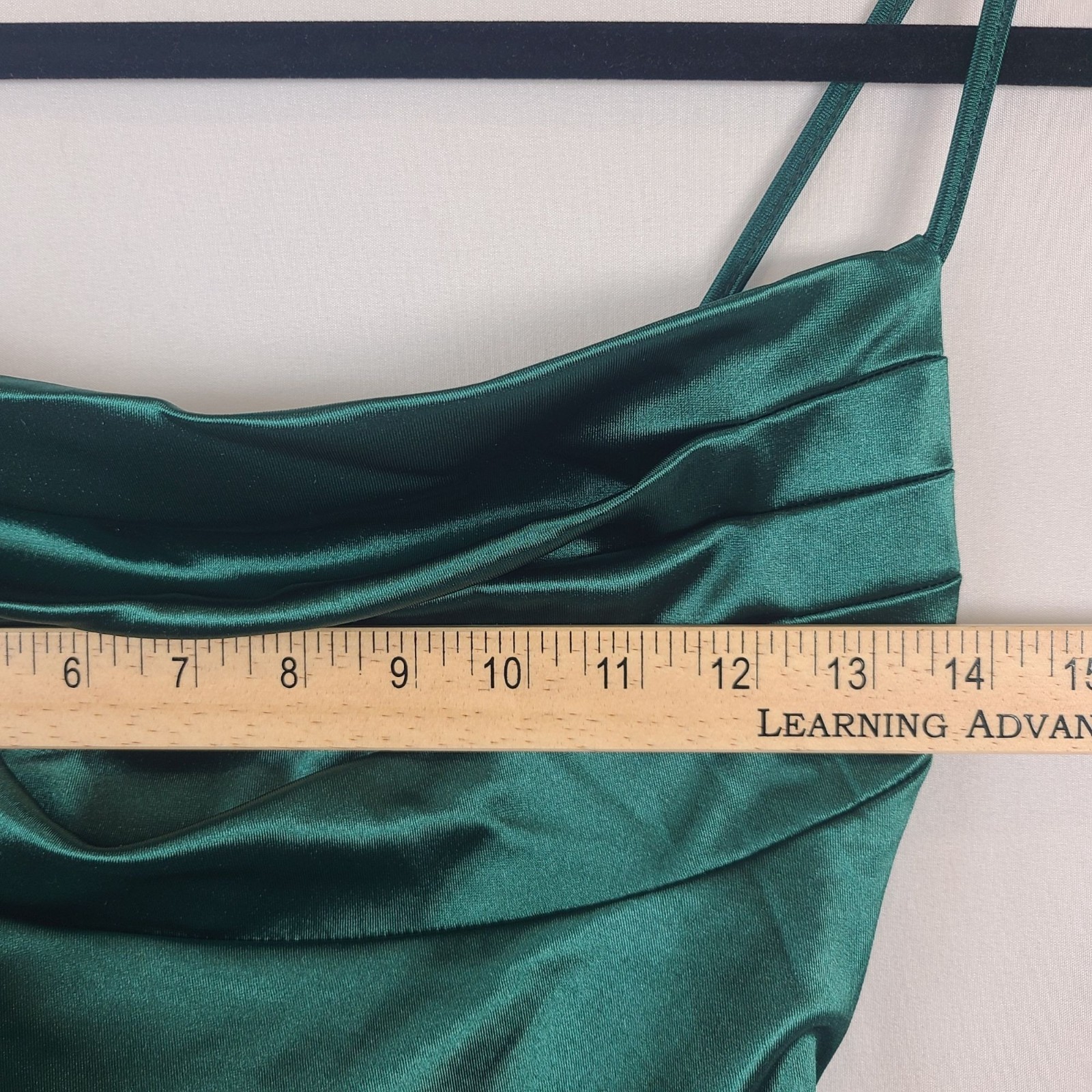NEW B Darlin Green Satin Ruched Maxi Dress Spaghetti Straps Lace-Up Back Sz 5/6