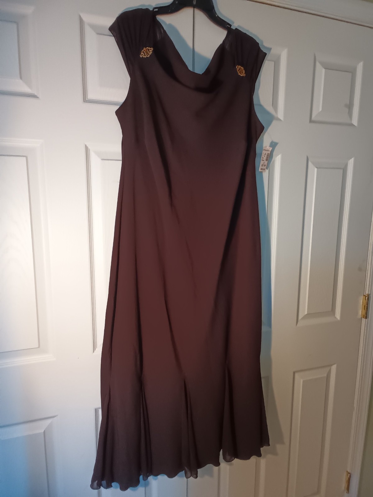 Dress Barn Woman Collection 52″ Long Brown Dress With Chiffon Shoulders Sz 22W