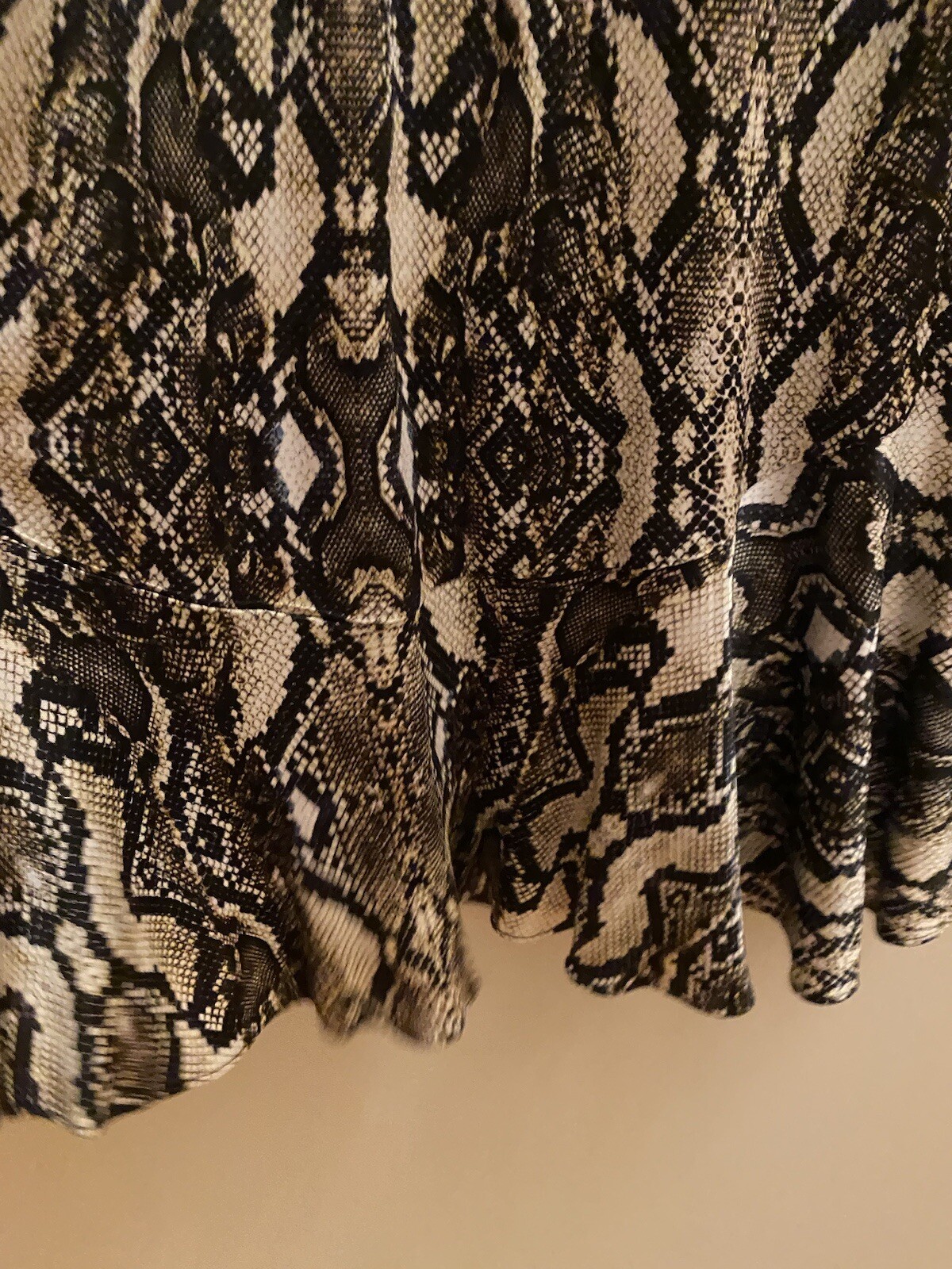 Dress V-neck Ruched Snake Print Midi Cocktail Dress New XXS
