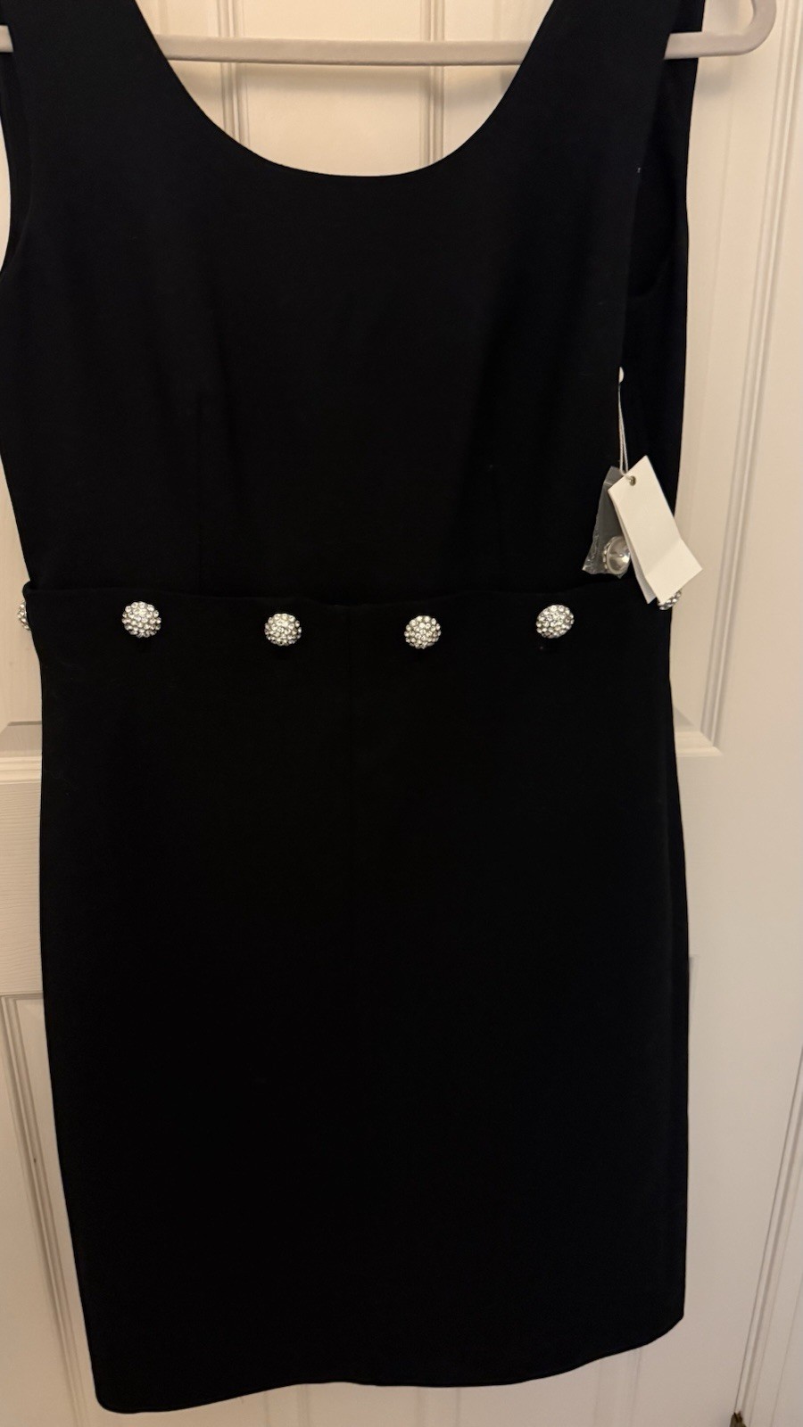 Tory Burch Fremont Black Solid Shift Dress Scoop Neck Sleeveless Knee 8 41107