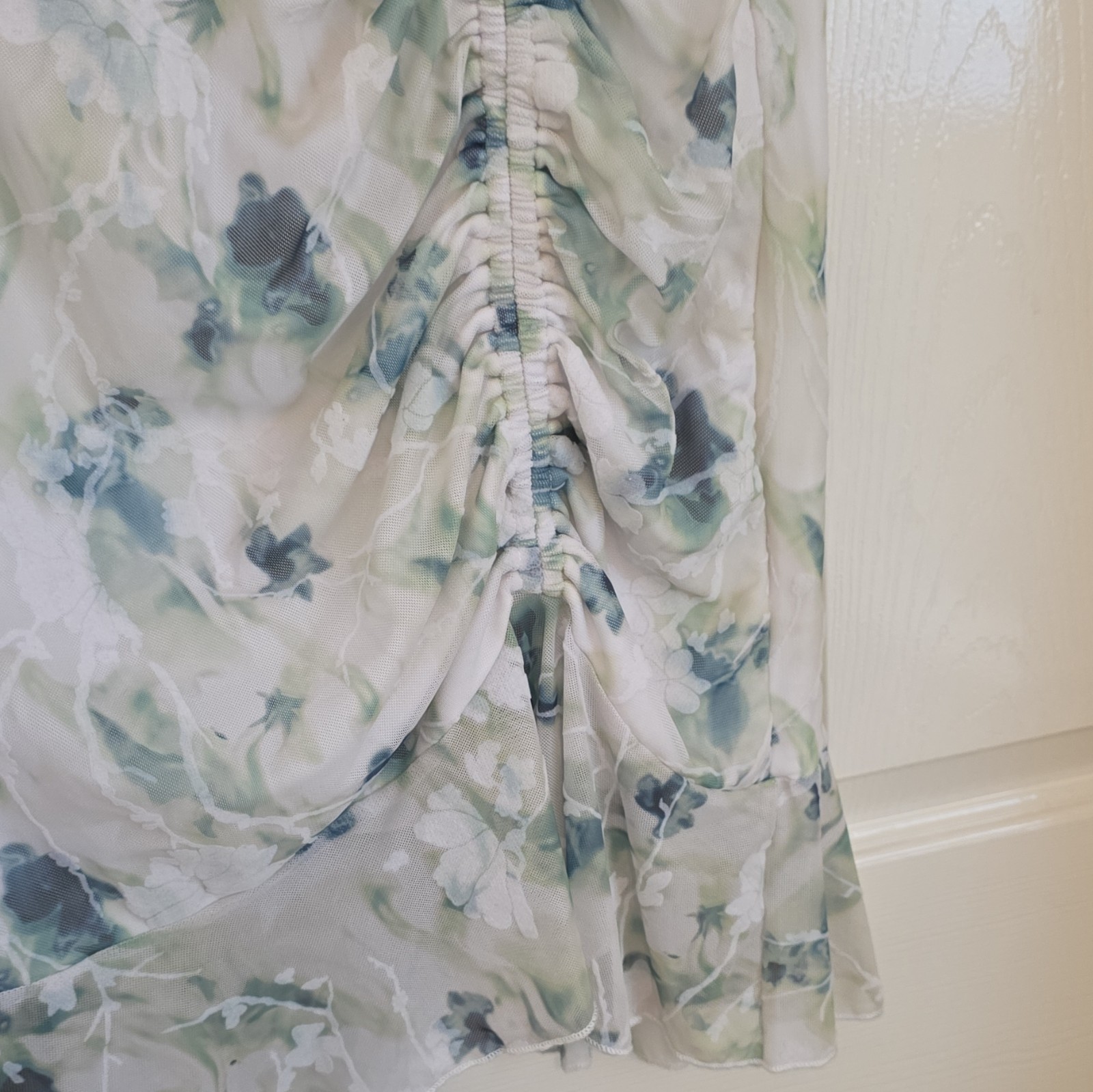 Angeleye White Blue Green Floral V-Neck Ruched Lined Mesh Midi Dress 12