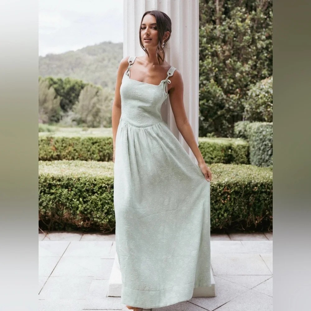 Petal and Pup Women’s Marcelline Maxi Dress, Sage Green, S Used
