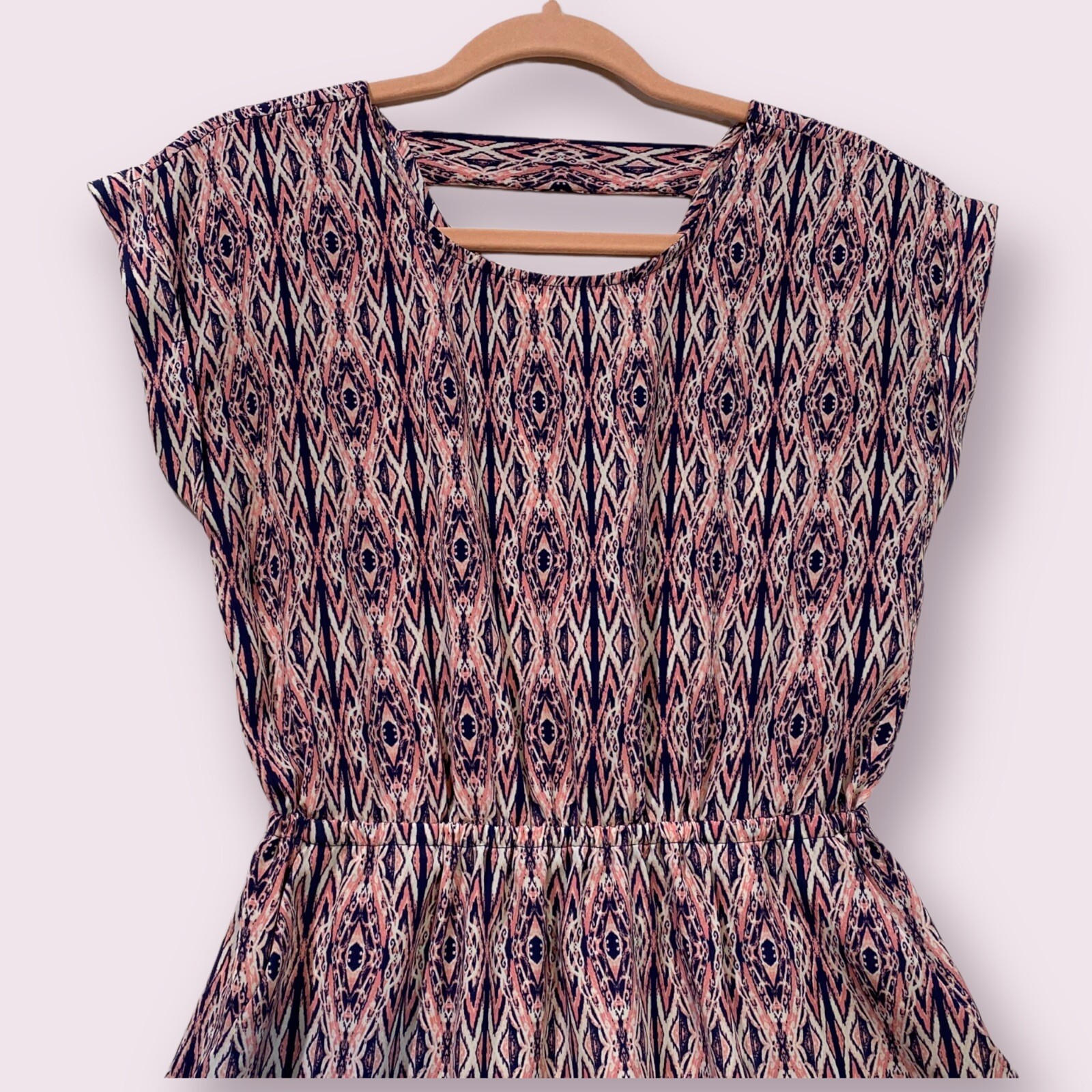 Pink Republic Cut Out Back Mini Dress Juniors Small Lightweight Summer Chic