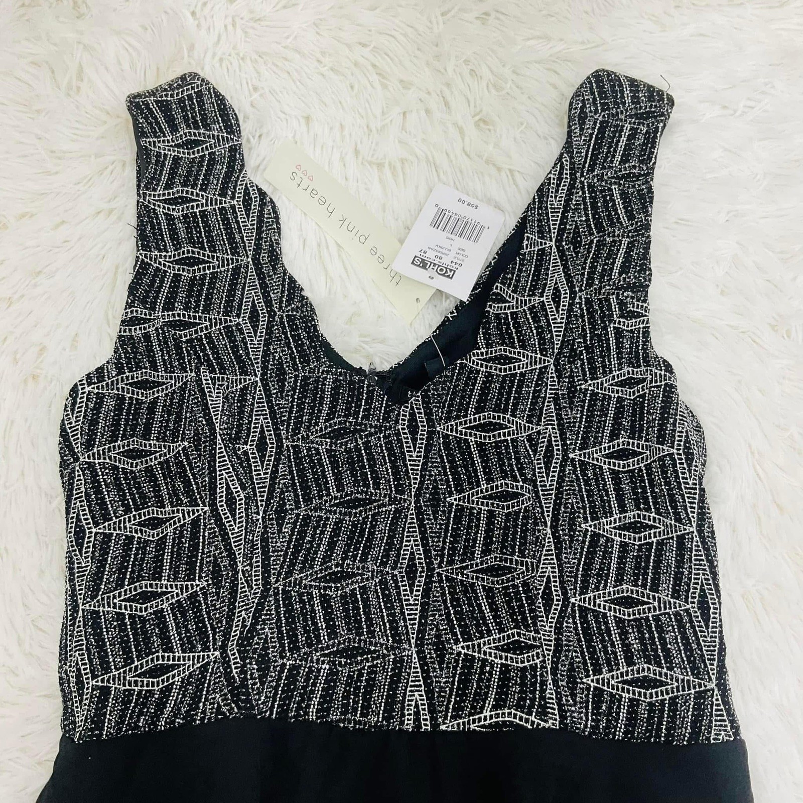 THREE PINK HEARTS V-NECK DRESS SILVER TOP BLACK BOTTOM large