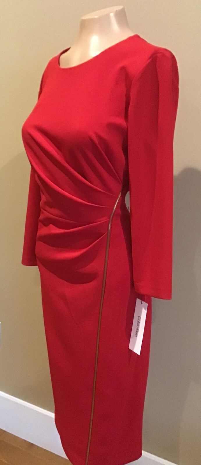 NWT Calvin Klein Exposed Front Zipper Rushed Sheath Dress Sz.12 RED 3/4 sleeves