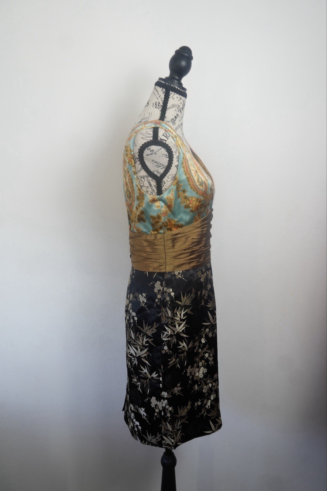 Phoebe Couture Asian Silk Floral Brocade Sheath Cocktail Dress Size 10 V Neck