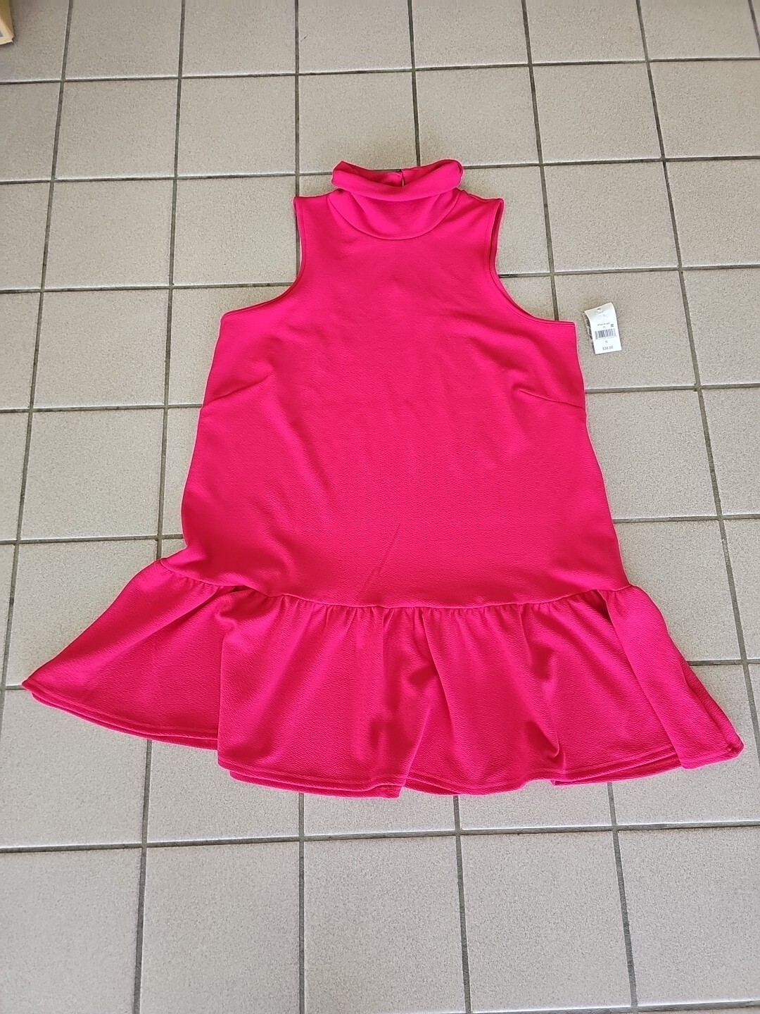 NWT Ophelia Roe Women’s Size XL Fuschia Hot Pink Sleeveless Ruffle Stretch Dress