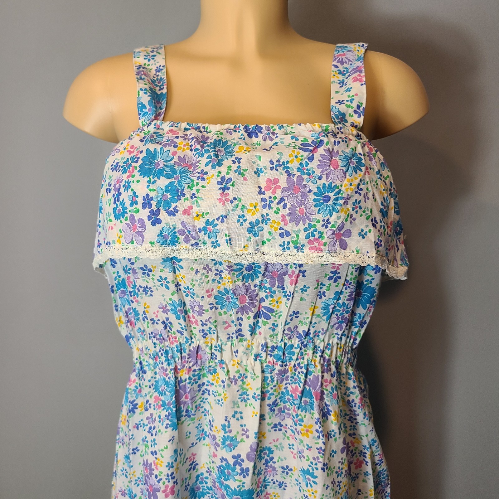 Vintage Handmade Cottagecore Floral Ruffle Apron Dress Size Medium Retro