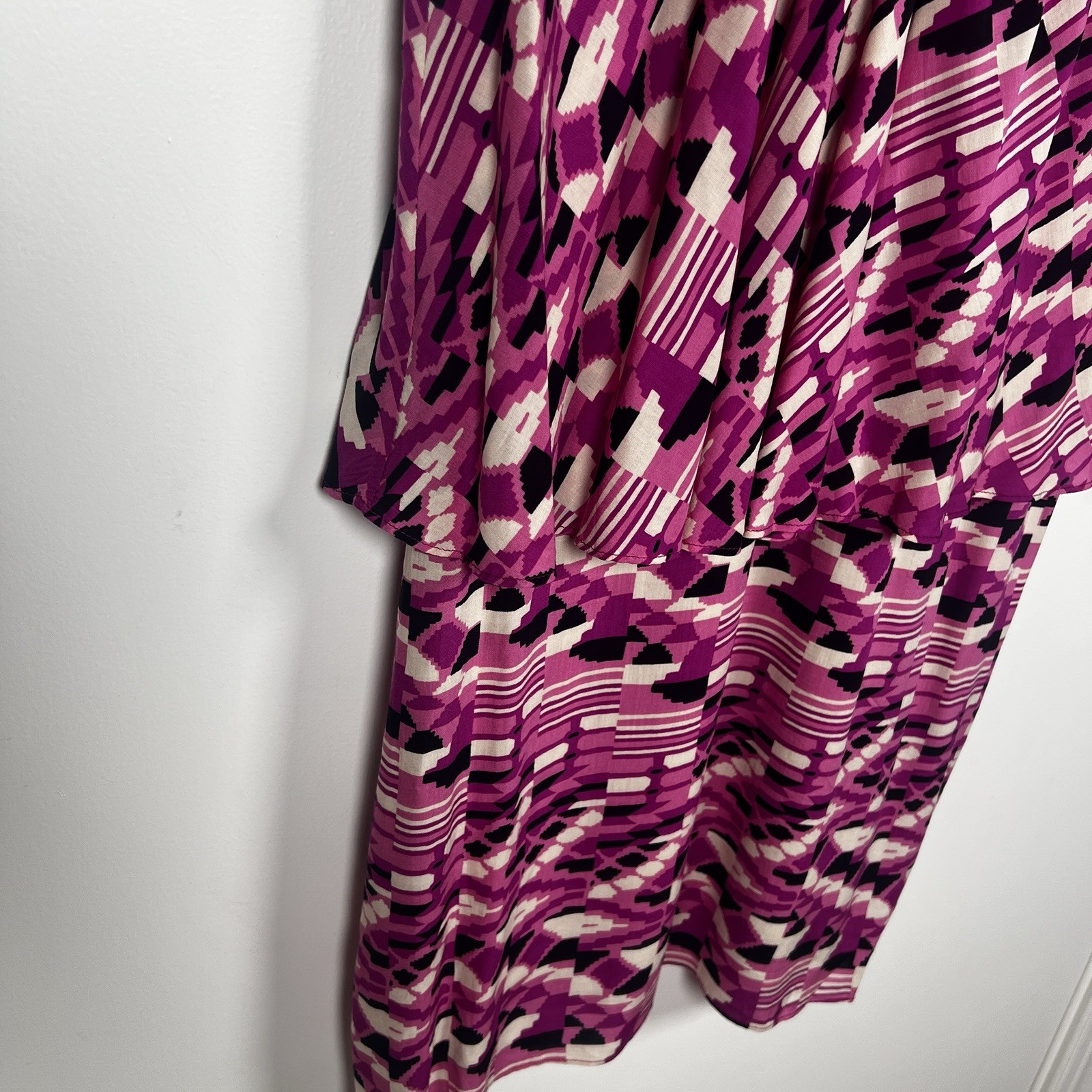 PLENTY By Tracy Reese Pink Fly Away Tiered Lined V-Neck Dress Size Medium NEW