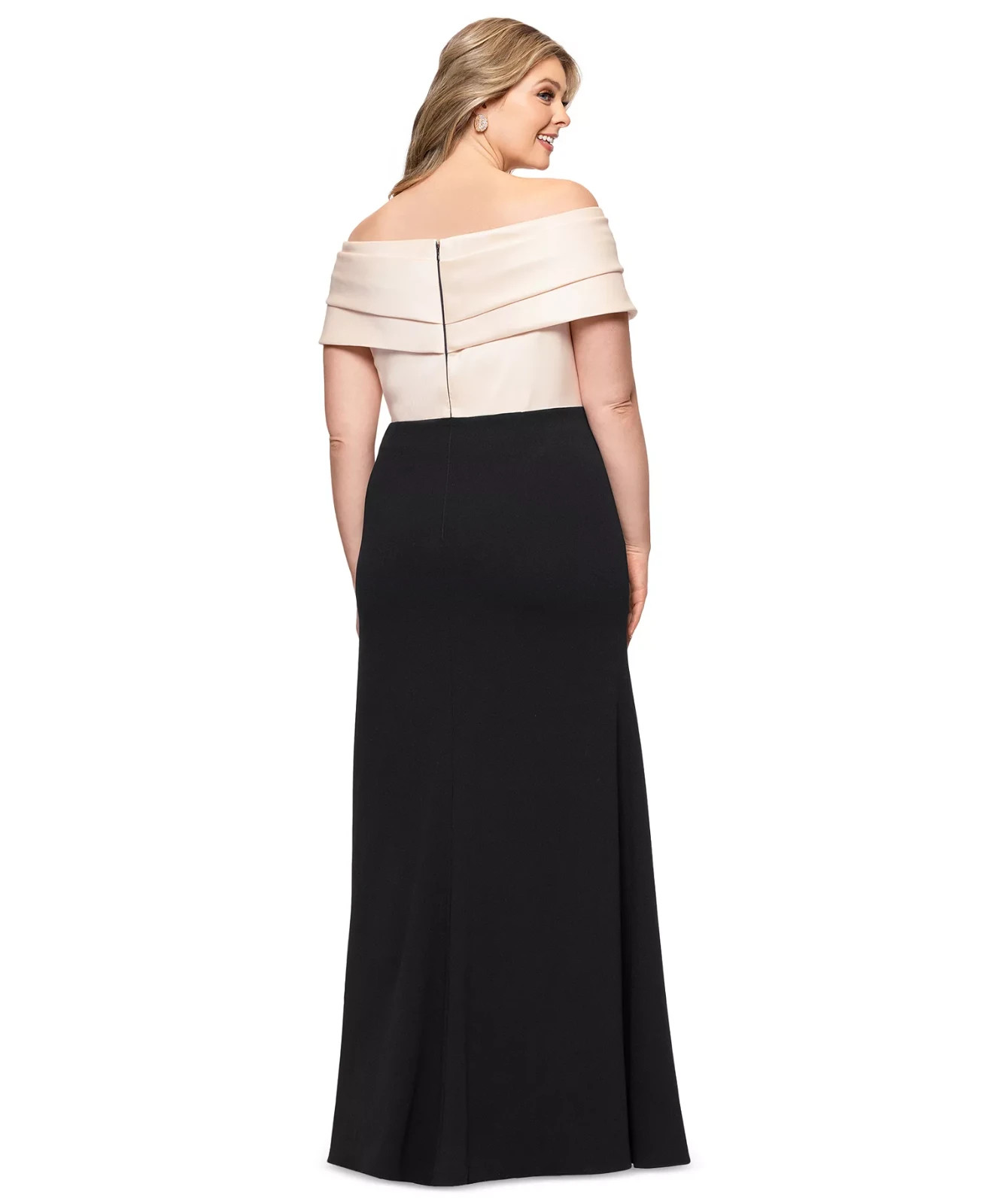 Betsy & Adam Black Cream Mixed-Material Off-The-Shoulder Gown Size 20W $299