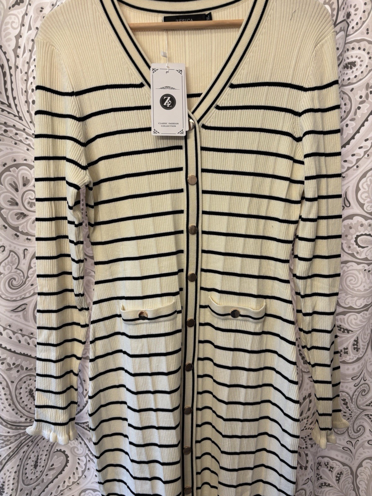 NWT Zesica Striped Faux Button Front Ribbed Sweater Dress Stretchy Cream & Black