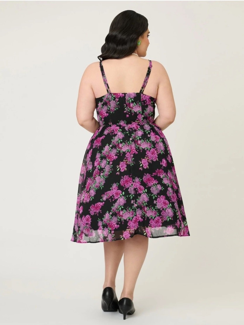 UNIQUE VINTAGE BLACK & PURPLE FLORAL REED SWING DRESS – NEW – REG AND PLUS SIZES